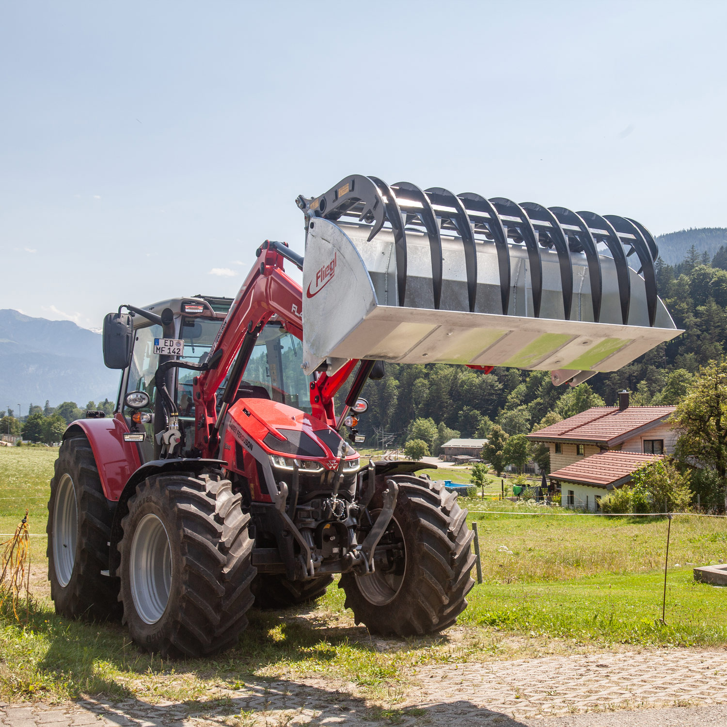 »Standard« silage grab bucket Article